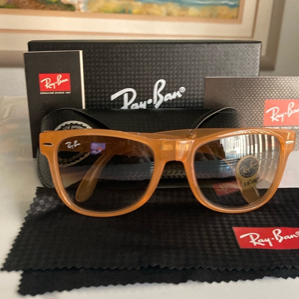 Ray-Ban Tan Sunglasses Rubber Beige - Picture 5 of 8